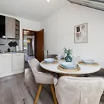 Moderne Kuestenhyggen Mit Garten&parkplatz - Hermannliving Apartman *