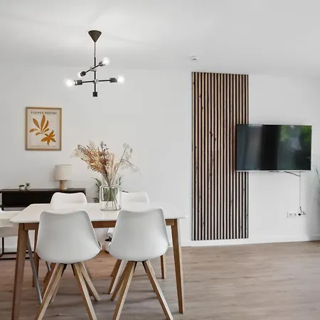 Moderne Kuestenhyggen Mit Garten&parkplatz - Hermannliving Apartment