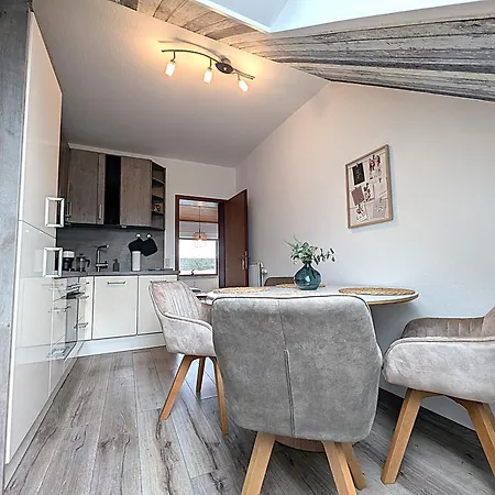 Moderne Kuestenhyggen Mit Garten&parkplatz - Hermannliving Westerdeichstrich